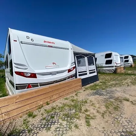 مكان تخييم Wohnwagenvermietung Camping-sylt / Morsum *